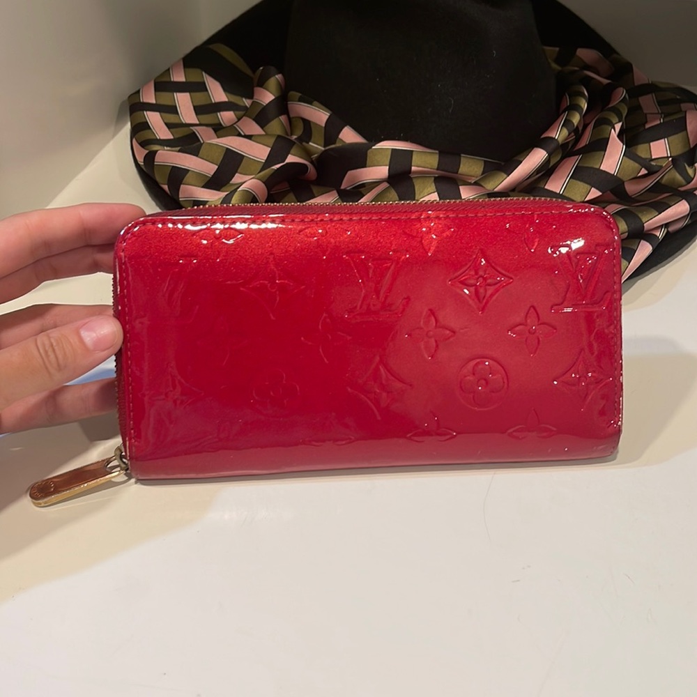 Louis Vuitton Monogram Vernis Patent Leather Wallet